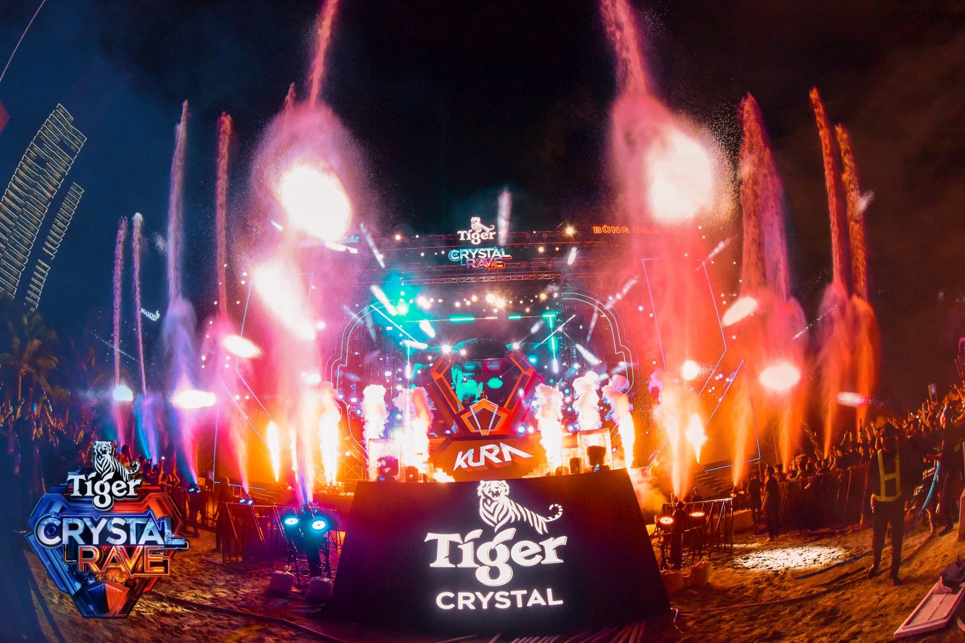 Nhạc nước Tiger Crystal Rave là trải nghiệm Water EDM Festival đẳng cấp quốc tế tại Việt Nam