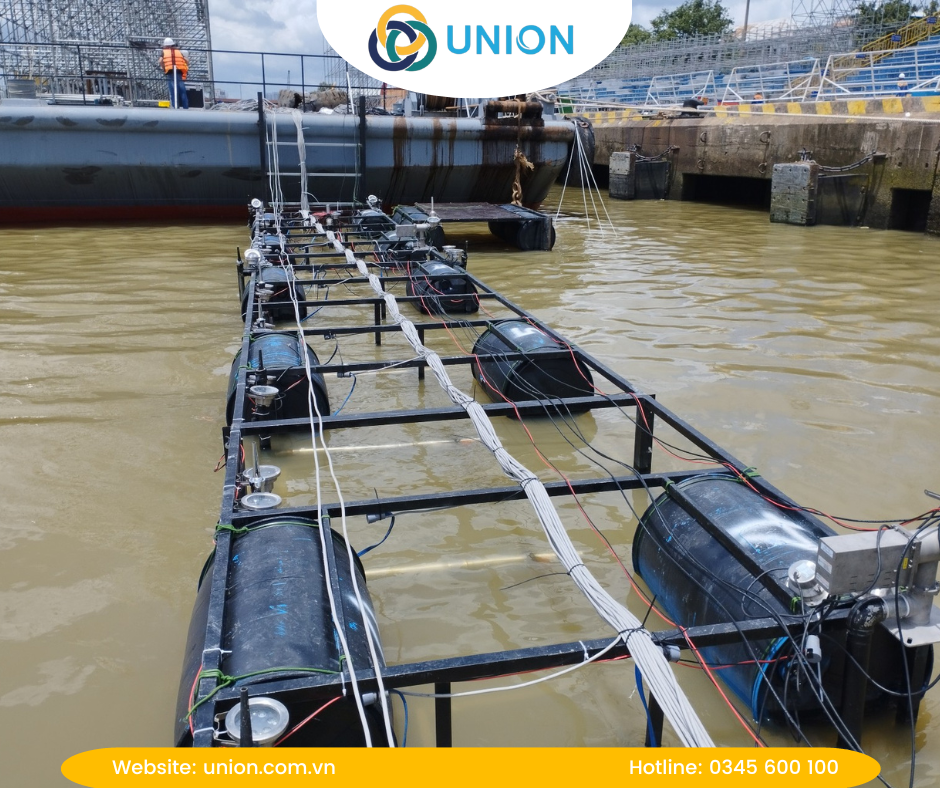 Union lắp đặt hệ thống kỹ thuật trong tiến trình thi công nhạc nước "Dòng Sông Kể Chuyện" trên sông Sài Gòn