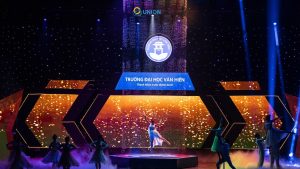 Màn nước điều khiển