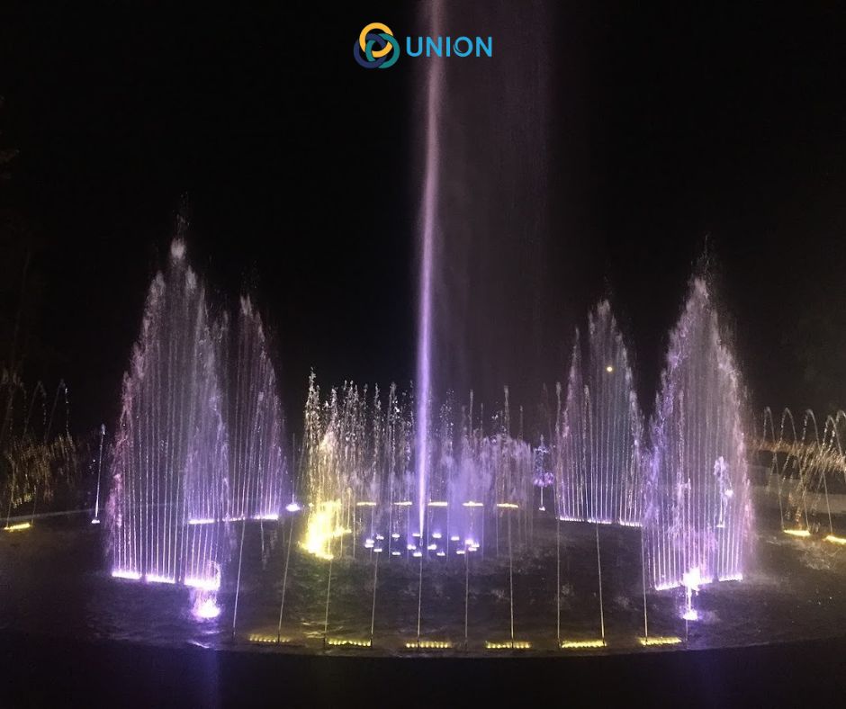 Tùy vào nhu cầu sử dụng và không gian chúng tôi sẽ tư vấn các thiết kế phù hợp với quý khách hàng