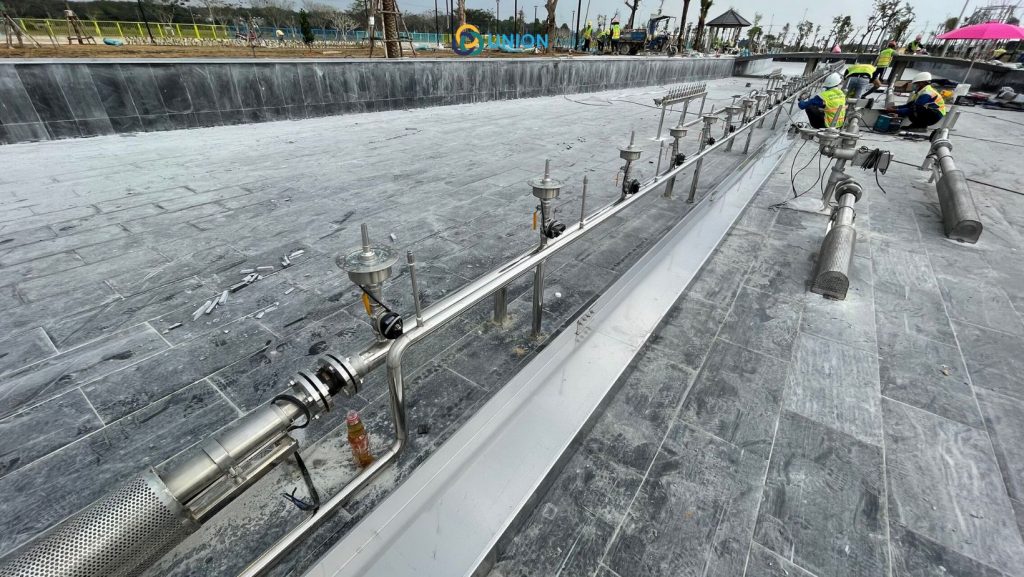 Các thiết bị đài phun nước khu công nghiệp của UNION luôn đạt tiêu chuẩn theo chuẩn quốc tế và đều được làm từ inox SS304 chống hoen gỉ luôn sáng bóng