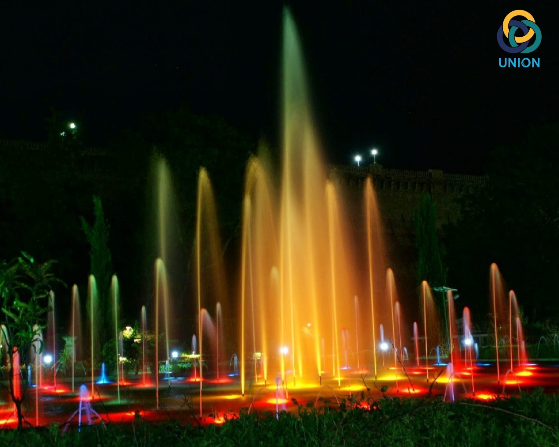 Đài nhạc nước đẹp tại công viên - UNION