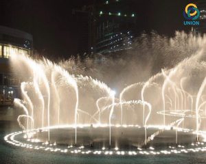 Đài nhạc nước đẹp tại khu công cộng - UNION