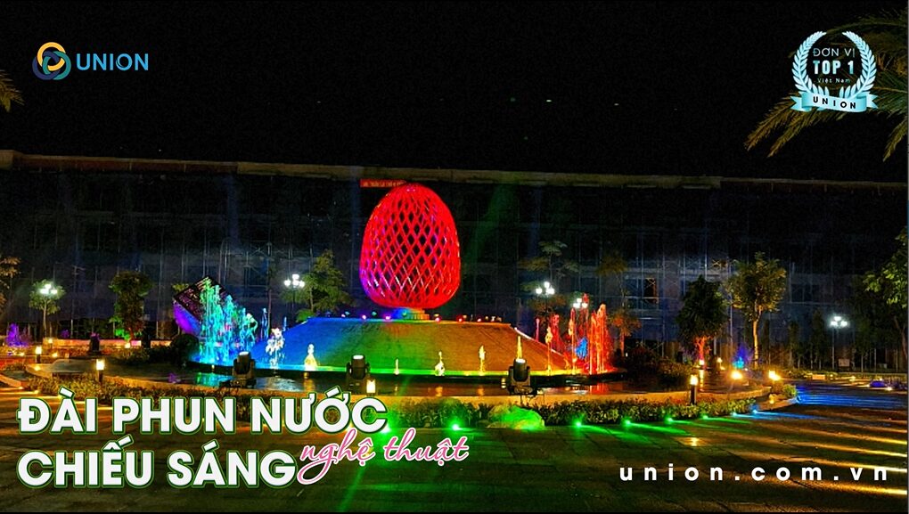 Công viên Quảng trường Ánh sáng và công viên Quảng trường Sân khấu có tổng diện tích xây dựng gần 15.000 m2