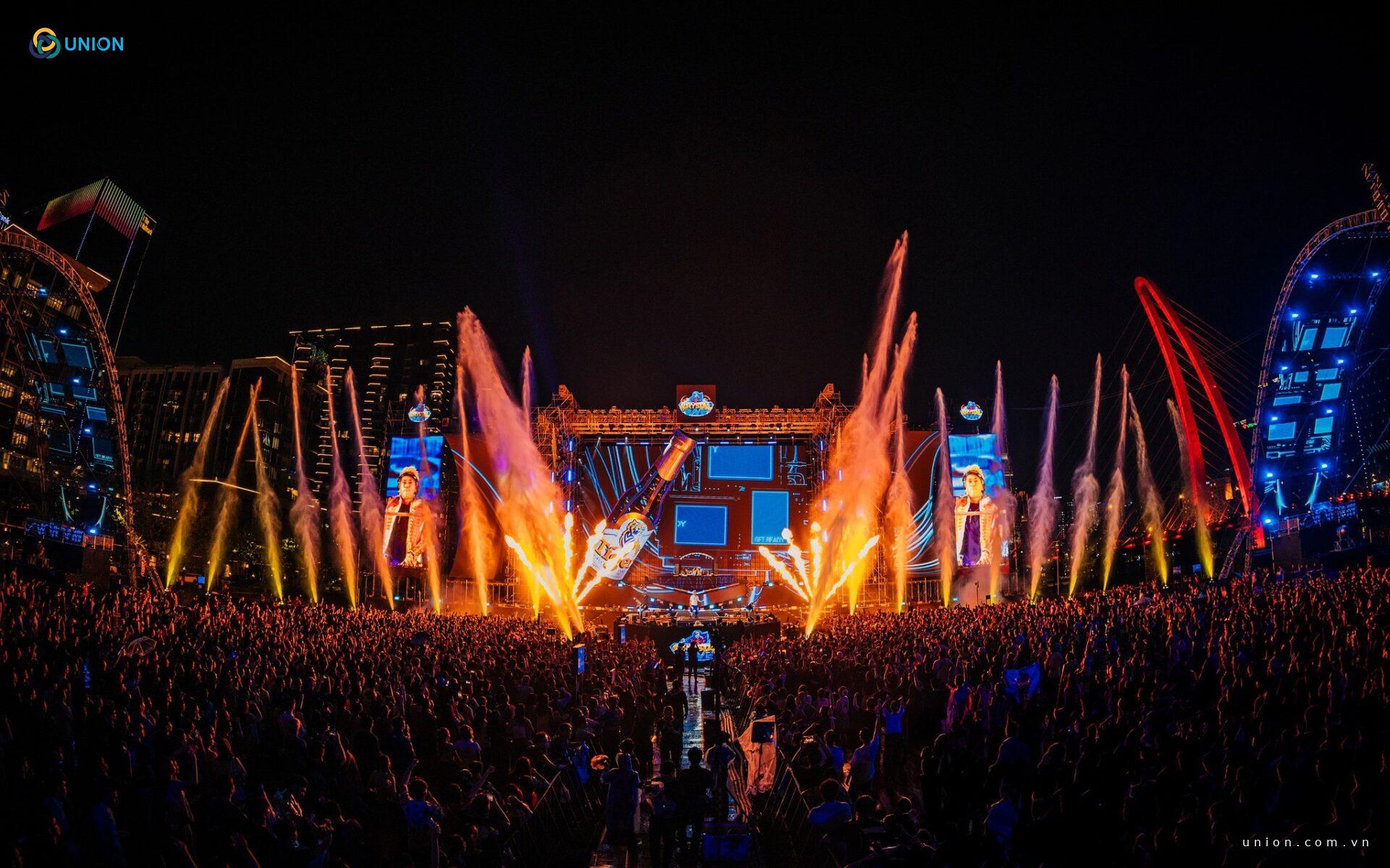 Recap nhanh Tiger Crystal Rave 2025: EDM cực nhiệt, nhạc nước cực đã