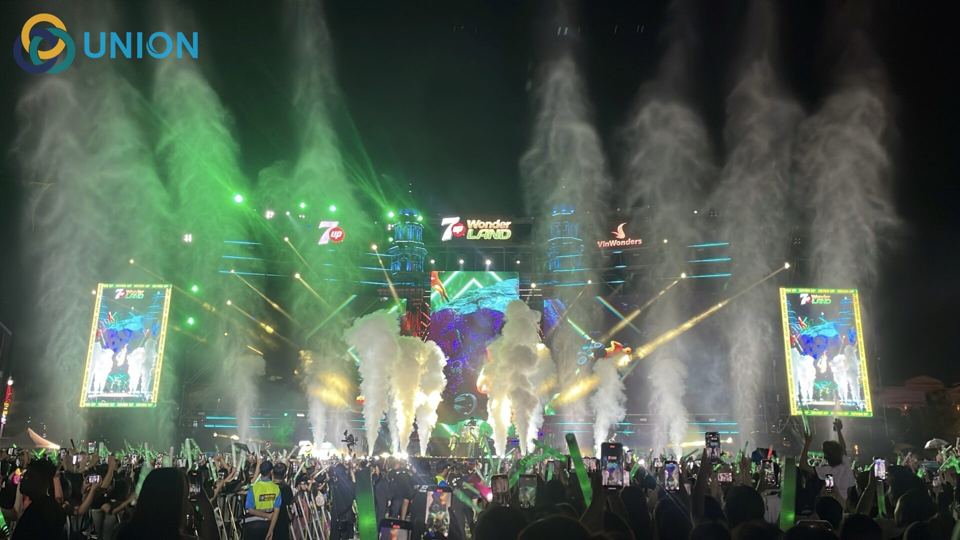 Bắt trọn khoảnh khắc ĐỒ CHƠI NƯỚC cực khét tại sự kiện 7UP 2025 - UNION UNION đồng hành cùng những khoảnh khắc cực khét
