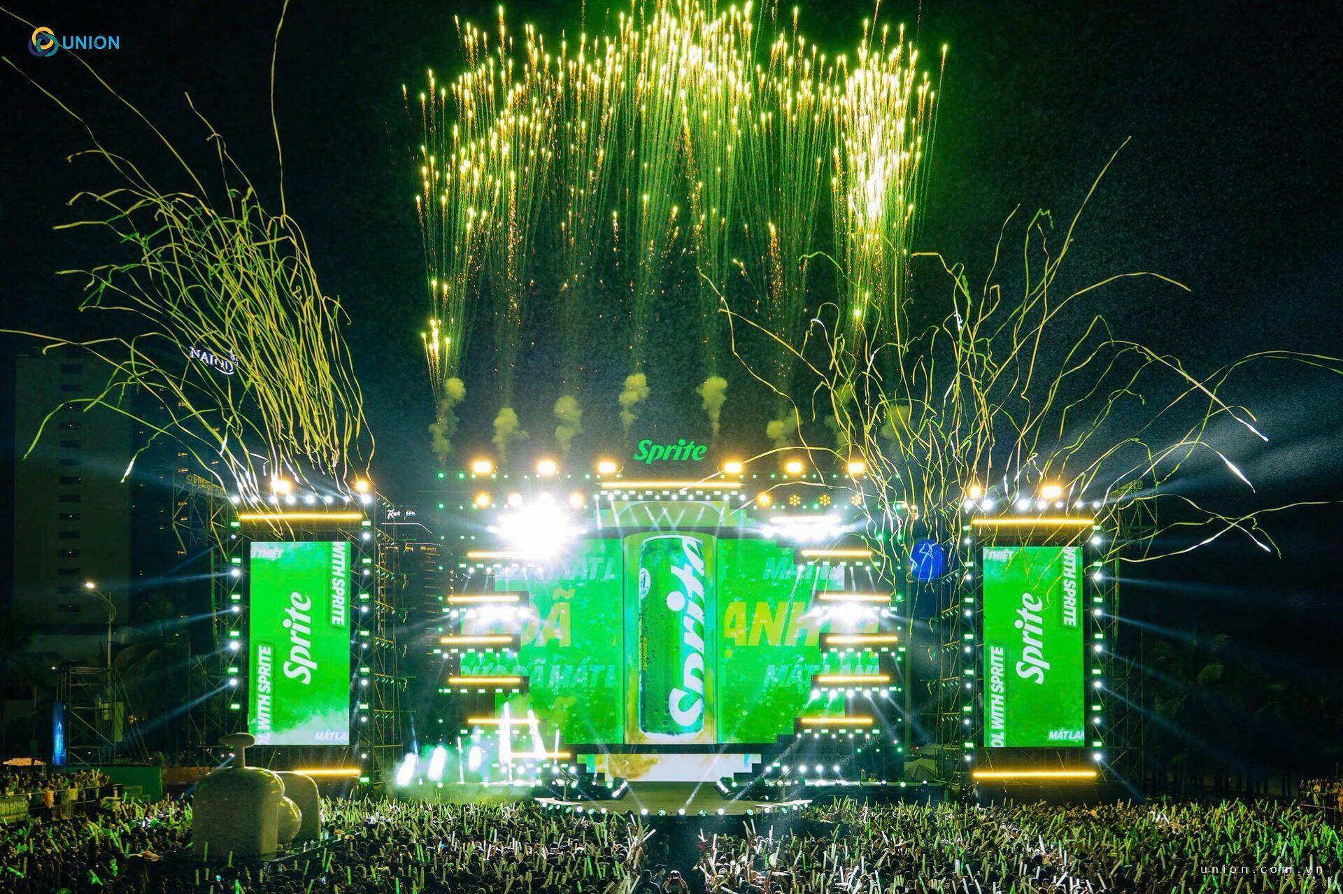 SPRITE EDM 2025 với 7 khoảnh khắc BEST moments gây bão nhất - UNION Backdrop sân khấu sống động với hệ thống béc phun hiệu ứng Running