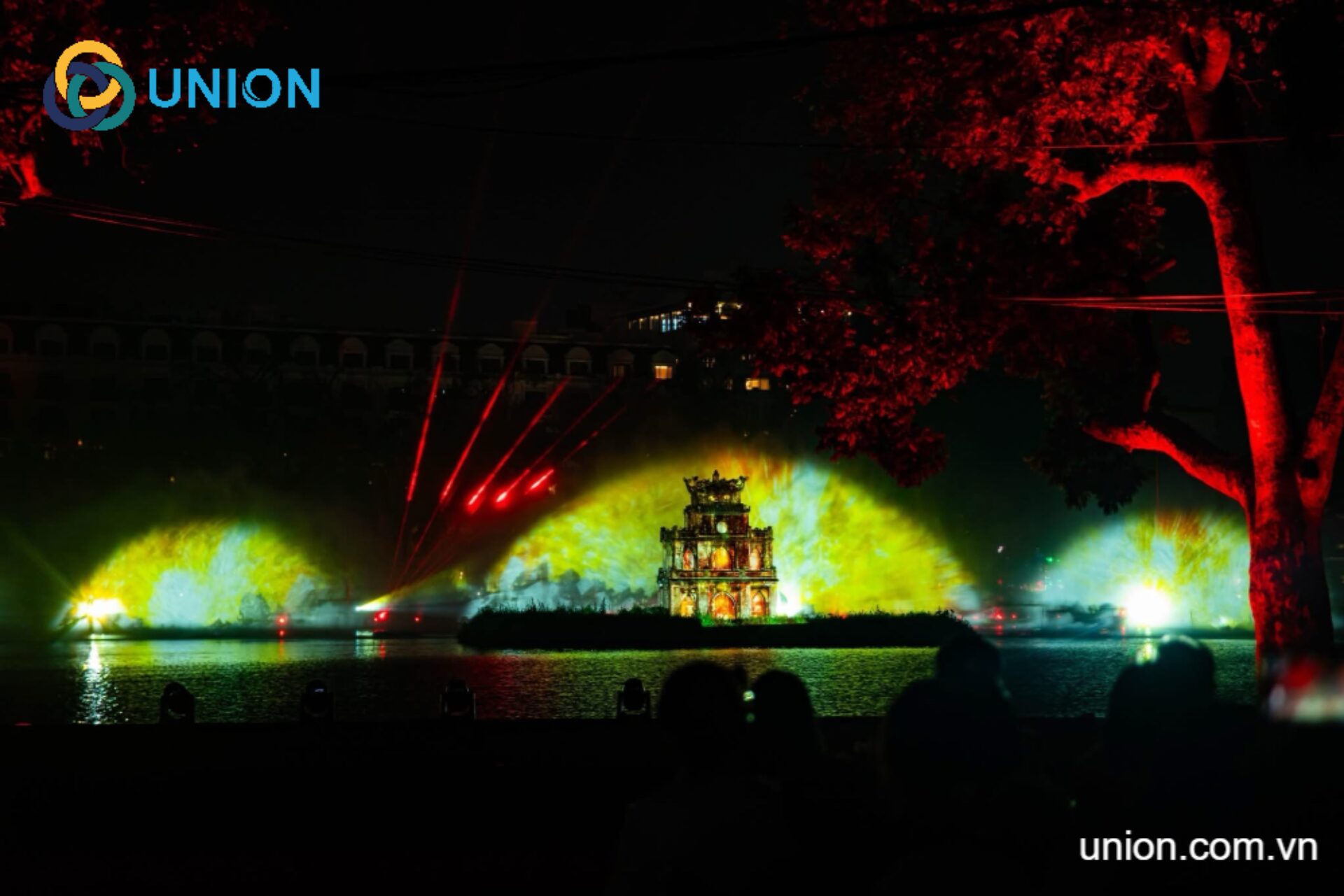 Nhạc nước 3D mapping - Bản giao hưởng tái hiện lịch sử lay động trái tim 2025 - UNION Nhạc nước 3D mapping đêm “Thanh âm Hà Nội”– Cao trào và dư âm khó quên