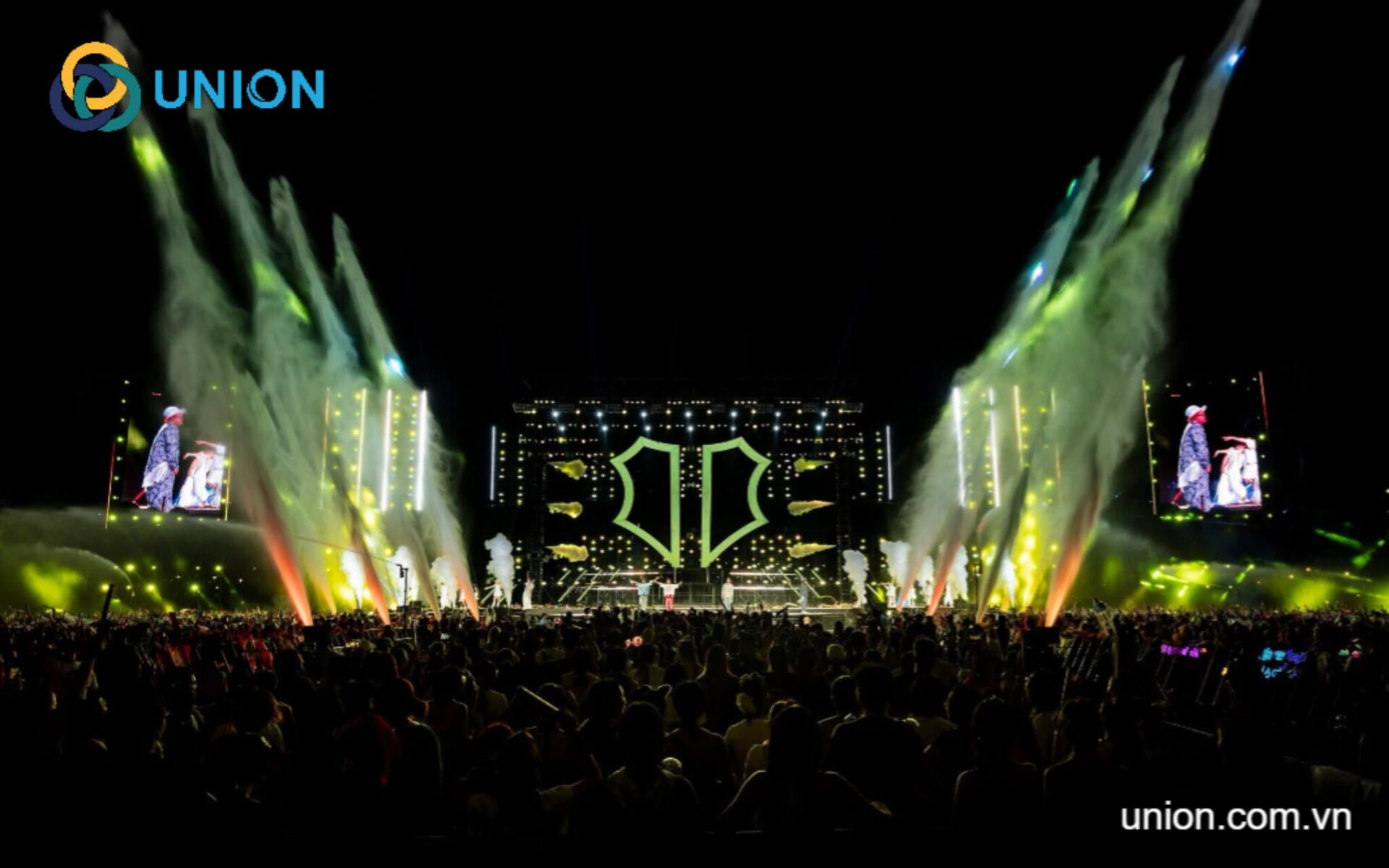 Hiệu ứng nước tạo dấu ấn bùng nổ tại concert ATVNCG Day 7&8