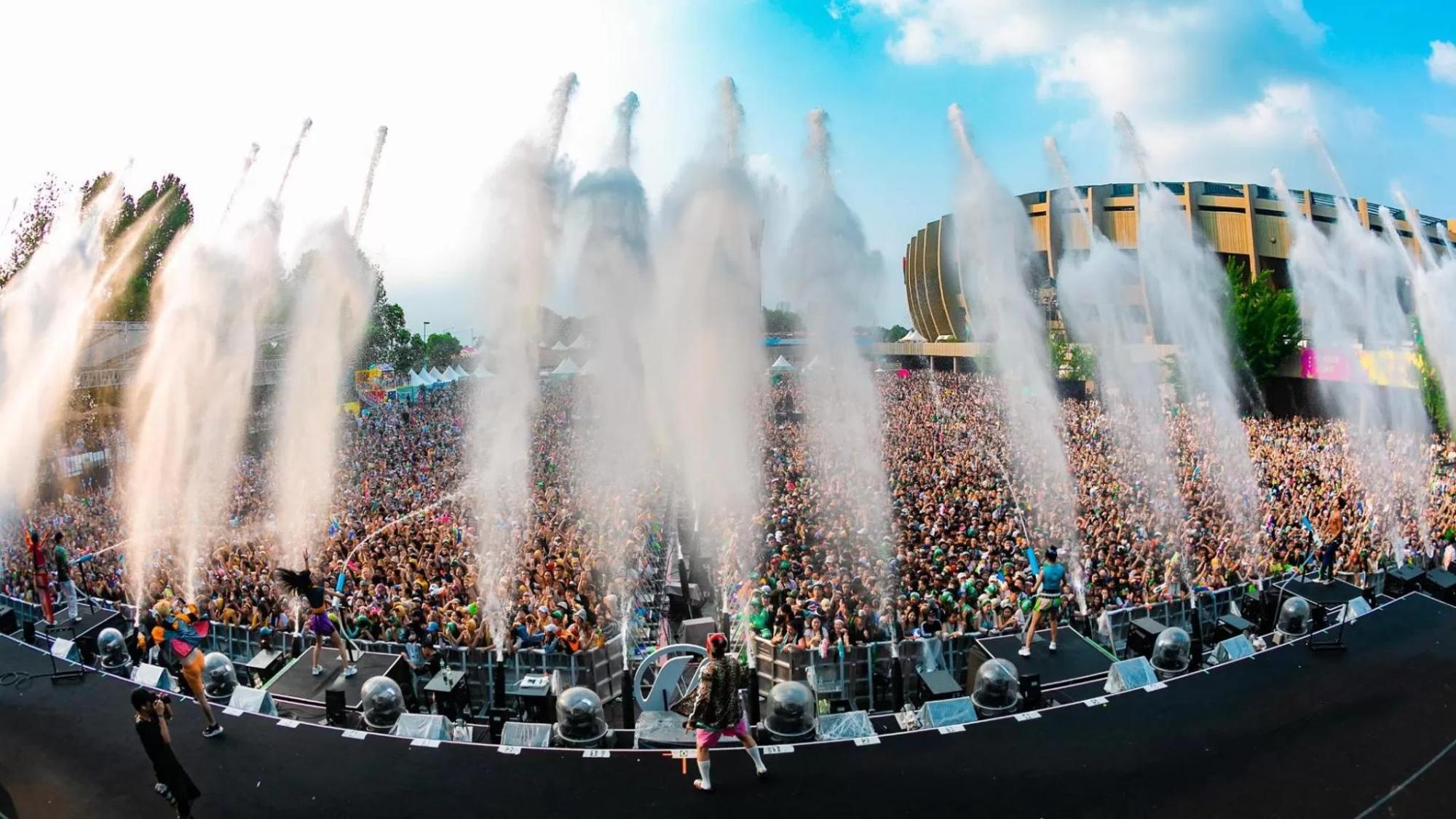 Bạn đã sẵn sàng chiến cùng top #1 ĐỒ CHƠI NƯỚC tại WATERBOMB 2025 chưa!!?? - UNION Khi ĐỒ CHƠI NƯỚC trở thành “vũ khí” khuấy đảo sân khấu WATERBOMB