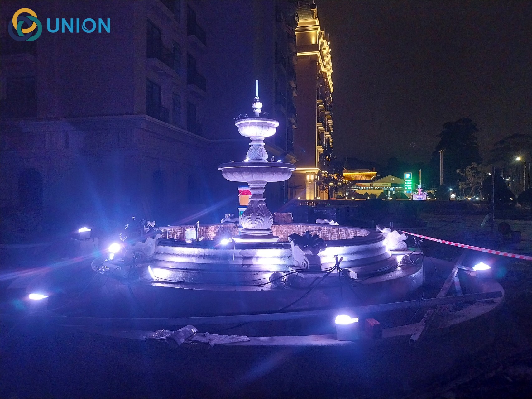 Khách sạn Hoàng Đế - Đài phun nước giữa lòng châu Âu 2025 - UNION Dự án Hoàng Đế – Biểu tượng cho sự giao hòa giữa truyền thống và hiện đại