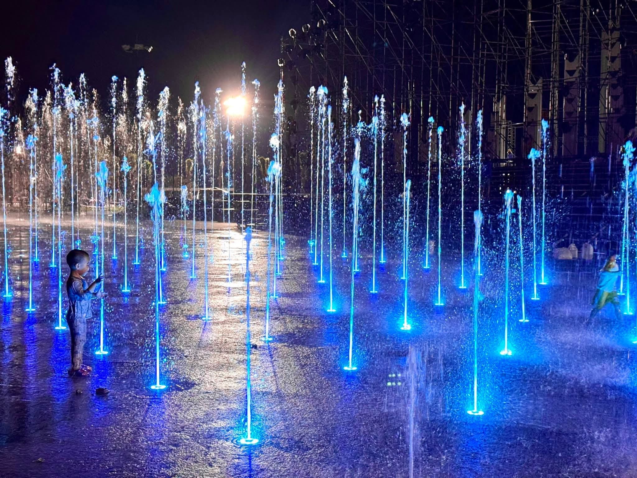 Tác động của nhạc nước âm sàn đến du lịch và không gian công cộng