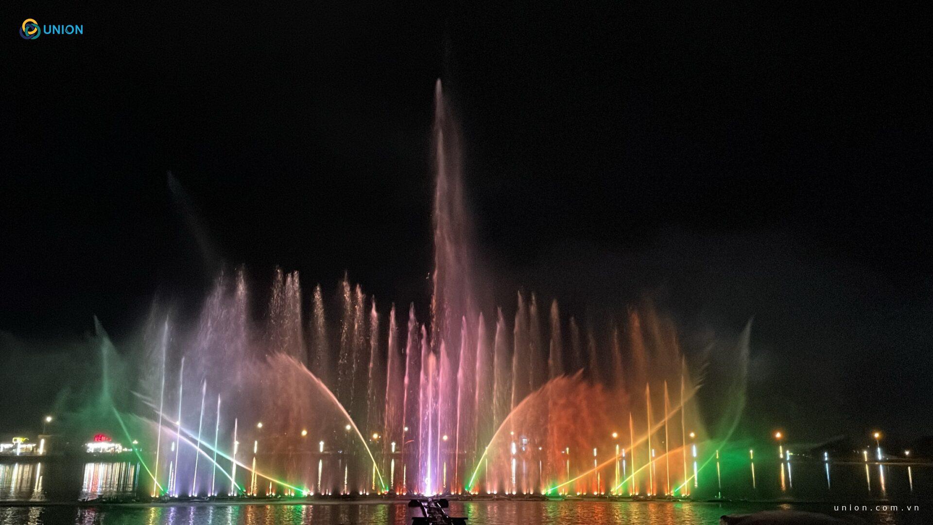 Lập trình hiệu ứng ánh sáng đồng bộ âm nhạc