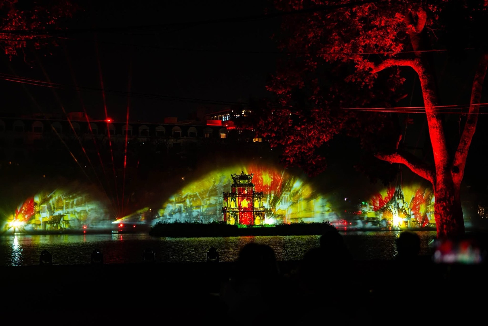 Giải pháp màn sương sự kiện nâng cao trải nghiệm hình ảnh và cảm xúc