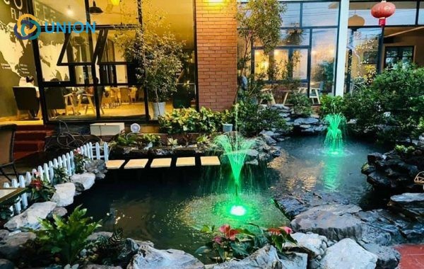 Đài phun nước hồ cá mini 