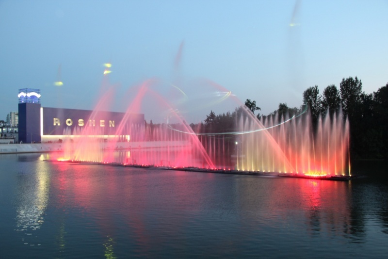 Tại sao nhạc nước nghệ thuật lại thu hút bất động sản trong xu thế 2025 - UNION Nhạc nước nghệ thuật trong bài toán tăng biên độ giá trị cho sản phẩm bất động sản