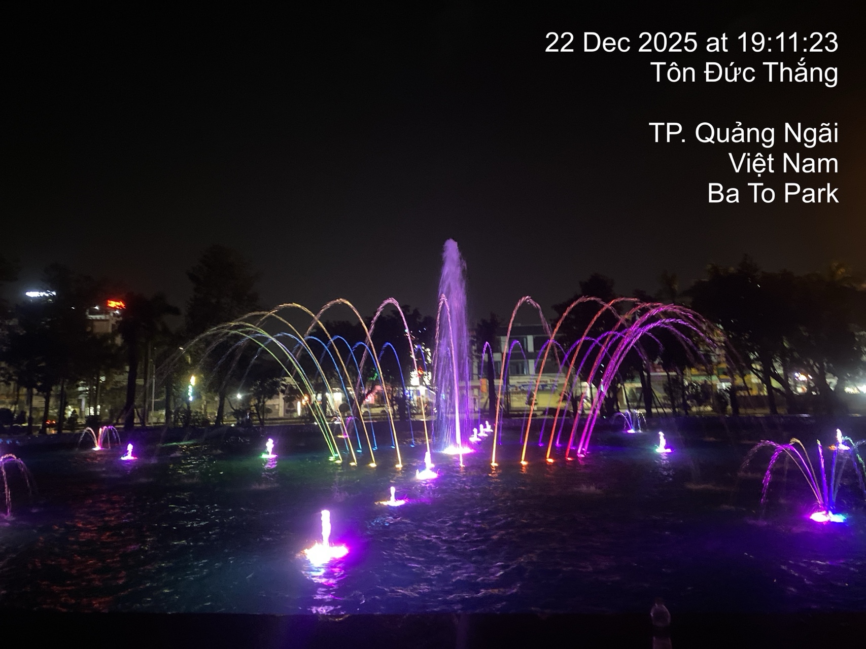 Kiểm soát chất lượng sàn nhạc nước nghệ thuật trong quá trình thi công