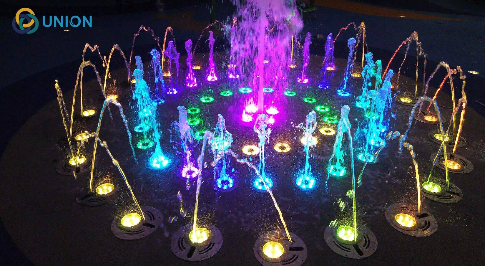 Tích hợp hệ thống thiết bị nhạc nước trong không gian vui chơi