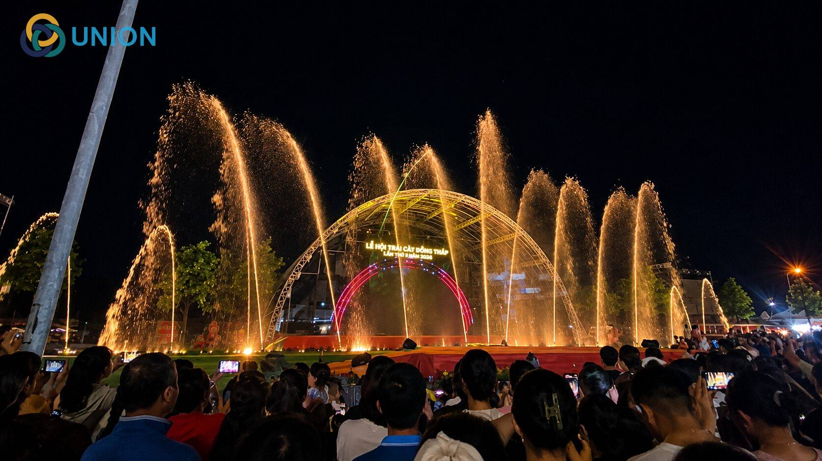 nhac-nuoc-dong-bang-song-Cuu-Long
