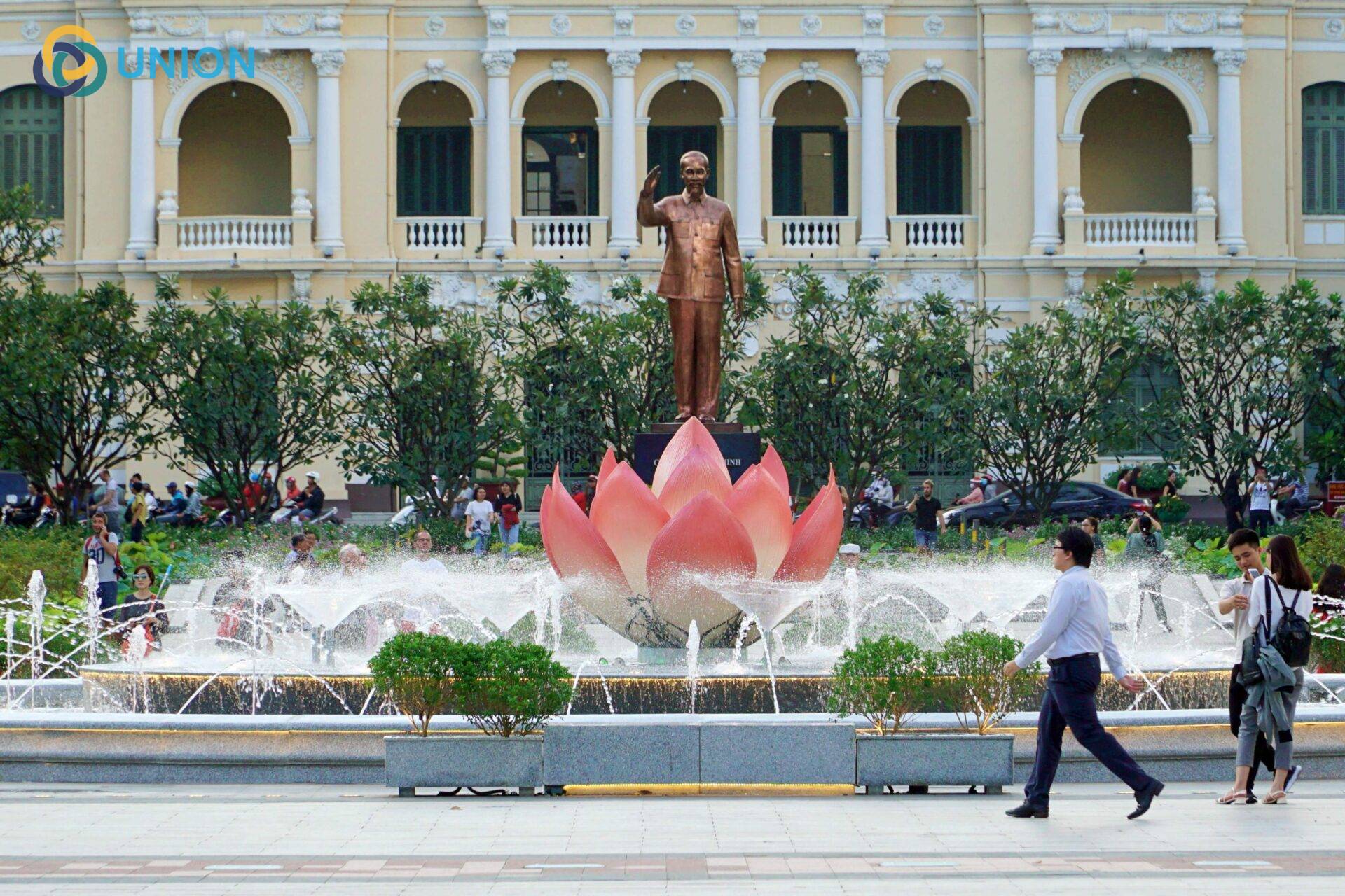 The-He-Gen-Z-Va-Ky-Vong-Trai-Nghiem